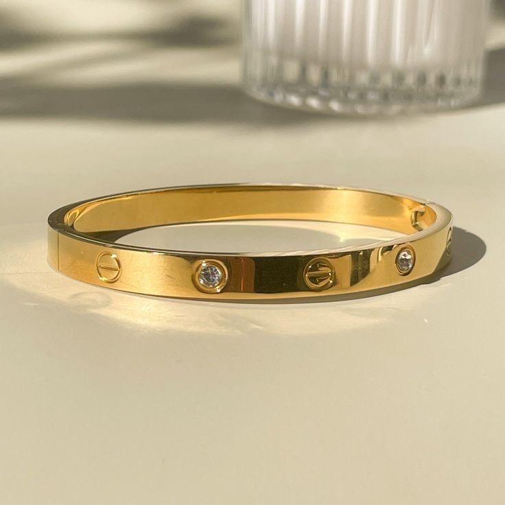 Iconic Charm Bangle